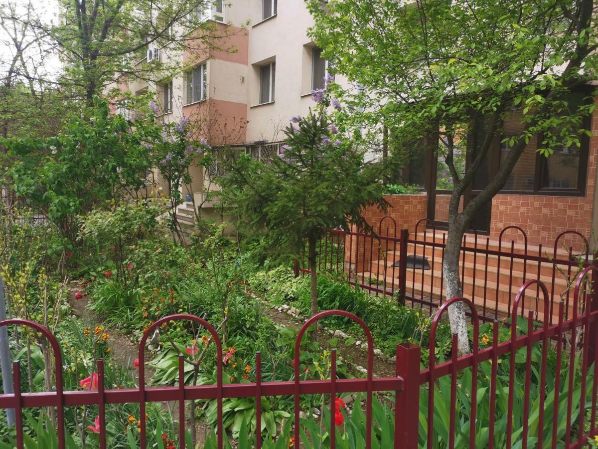 Awesome Apartment בוקרשט מראה חיצוני תמונה