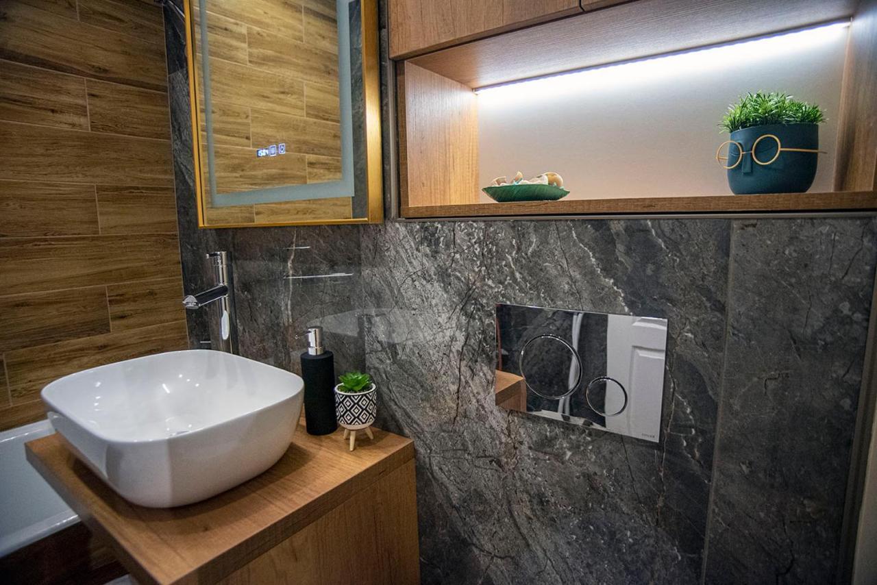 Awesome Apartment בוקרשט מראה חיצוני תמונה