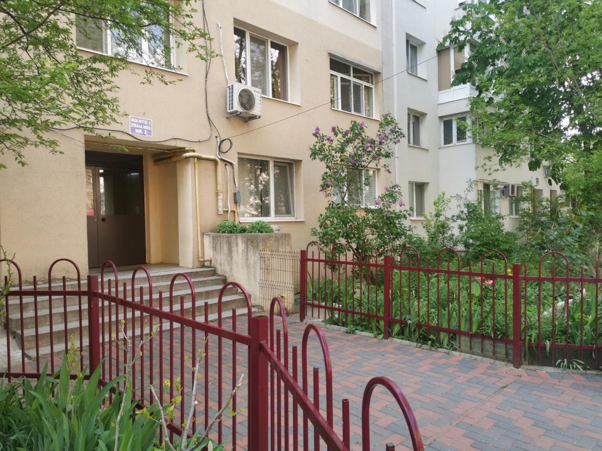 Awesome Apartment בוקרשט מראה חיצוני תמונה